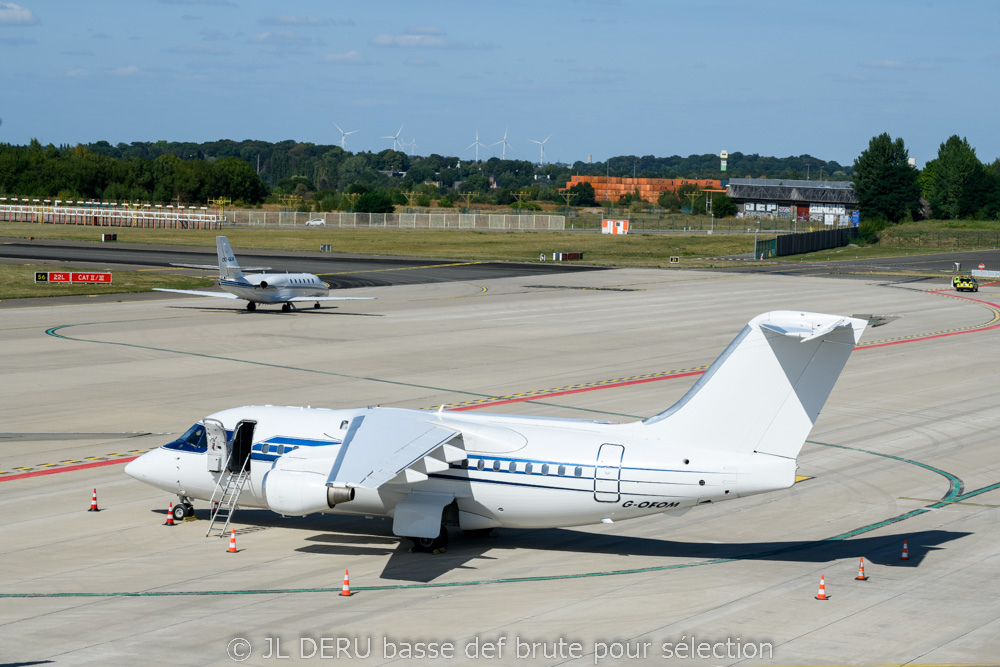 Liege airport
 General Aviation Terminal - ASL Group